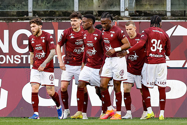 L’entraîneur du FC Metz Luc Holtz révèle la liste finale des joueurs qui doivent quitter le club cet été