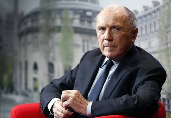 L’équipe de communication du Stade Rennais annonce le décès de son propre François Pinault.