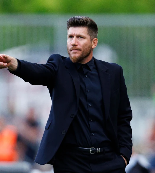 Strasbourg vise l’ancien entraîneur de Monaco Sébastien Pocognoli
